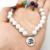 Bracelet "7 Chakras et Sagesse" en Howlite Blanche
